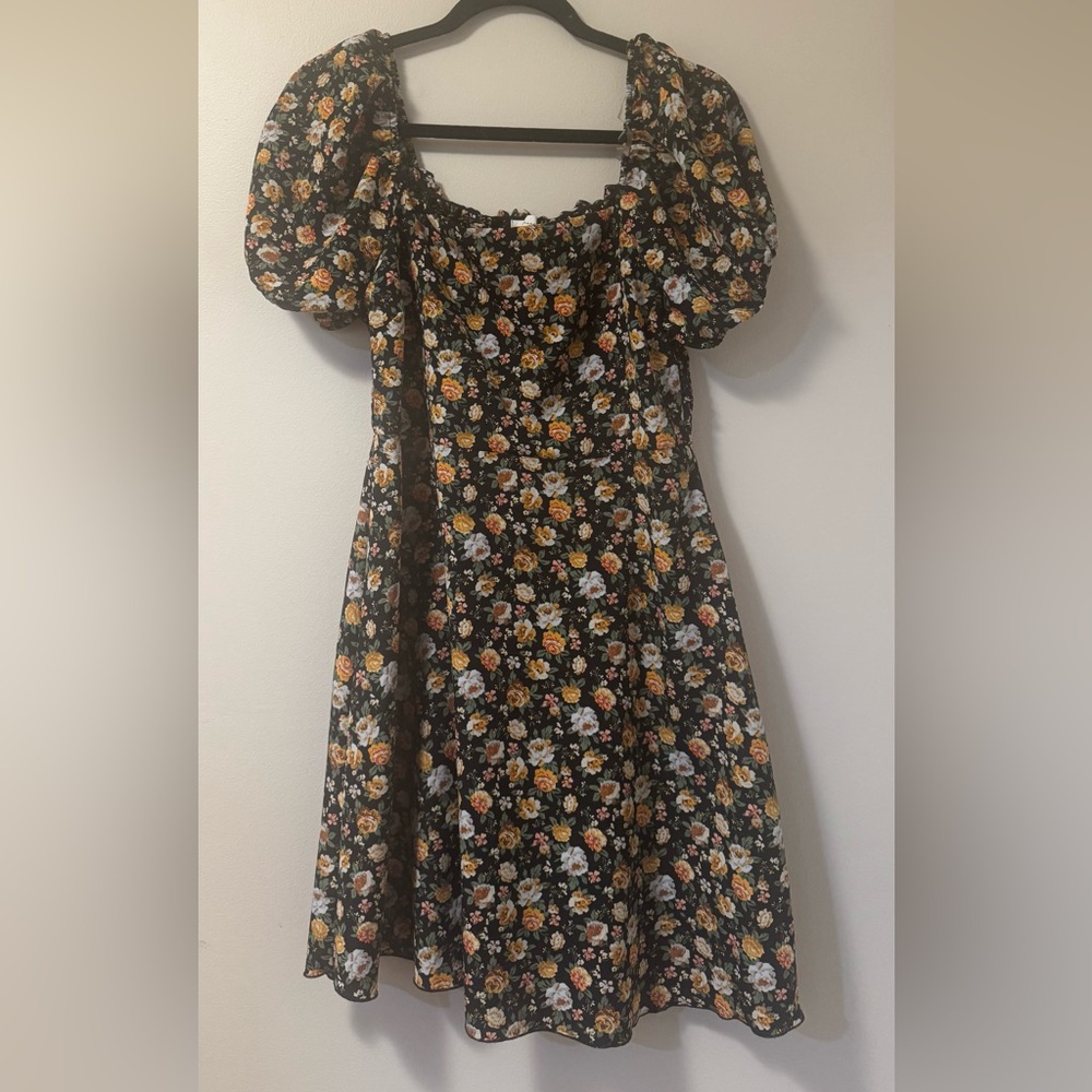 Floral Puff Sleeve Dress